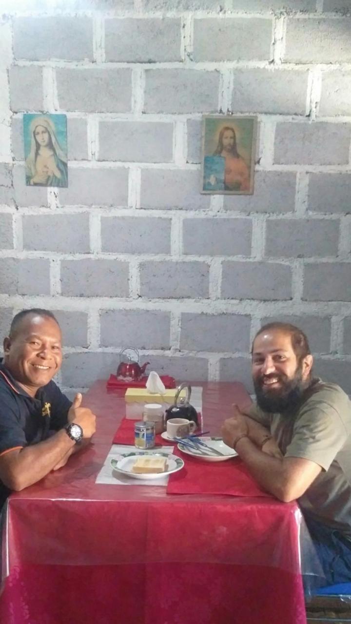 Arnolds Familly Homestay Bajawa Extérieur photo